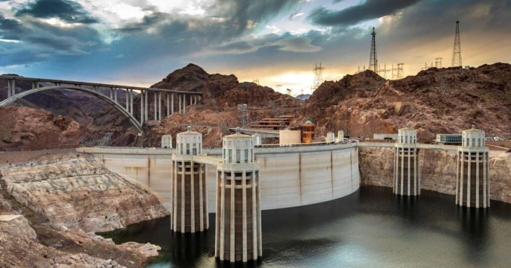 Hoover Dam Tour in vegas