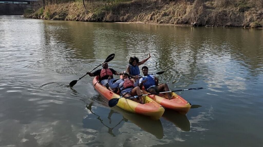 Go kayaking on Buffalo Bayou